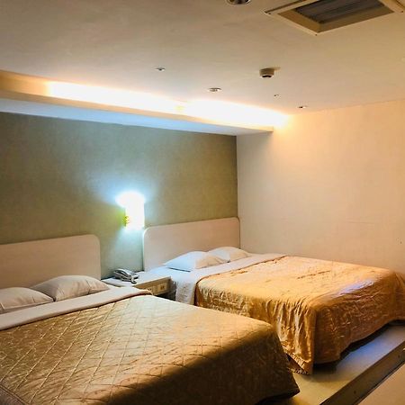Jing Chech Hotel Kaohsiung Bagian luar foto