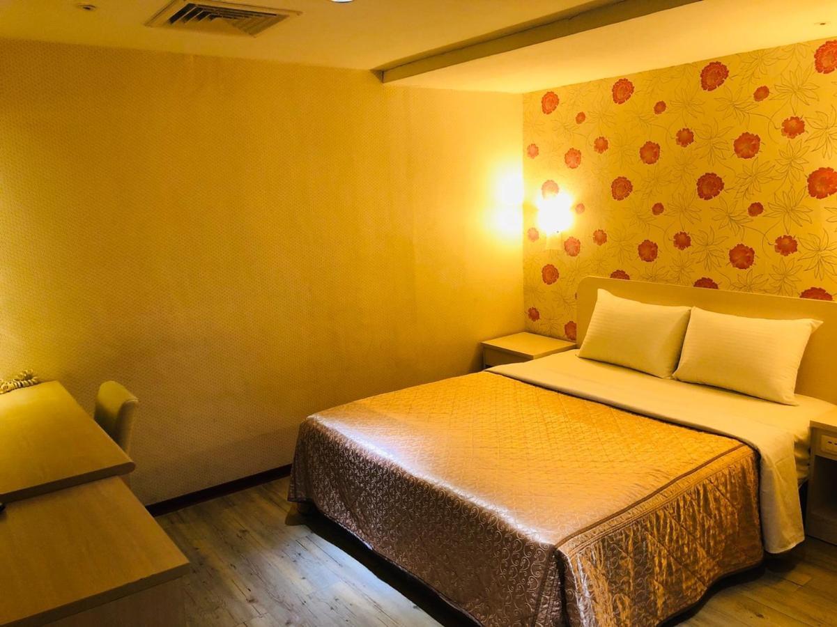 Jing Chech Hotel Kaohsiung Bagian luar foto