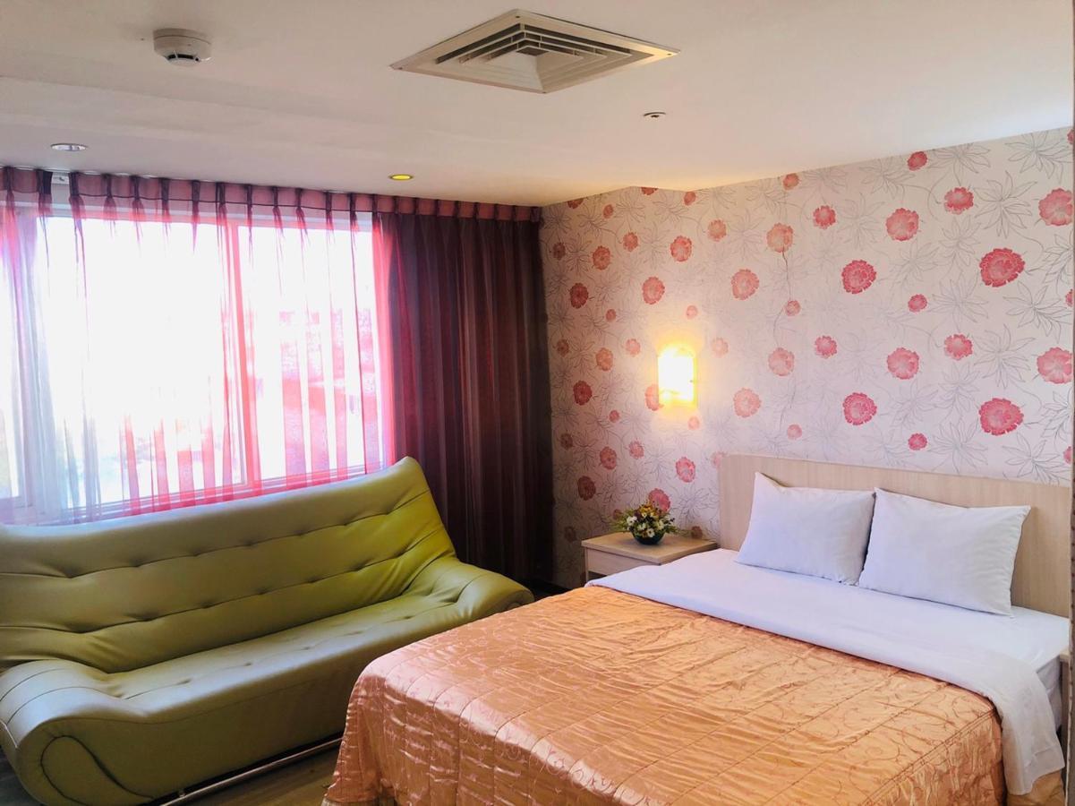 Jing Chech Hotel Kaohsiung Bagian luar foto